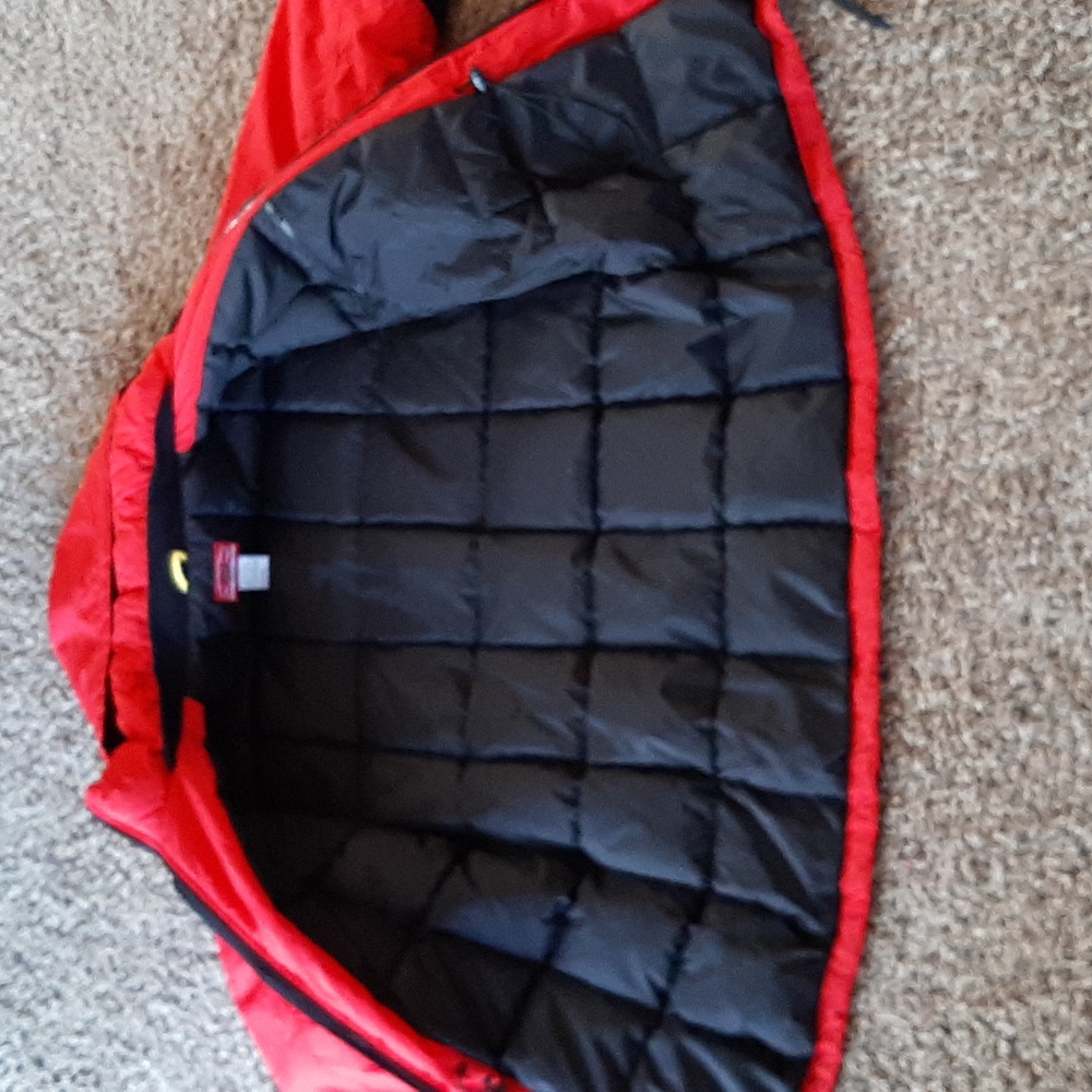 Vintage Marlboro red & black duck down coat adult size large - Picture 8 of 16
